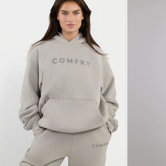 Tops - Comft Tranquil Hoodie & Jogger Set, Size S